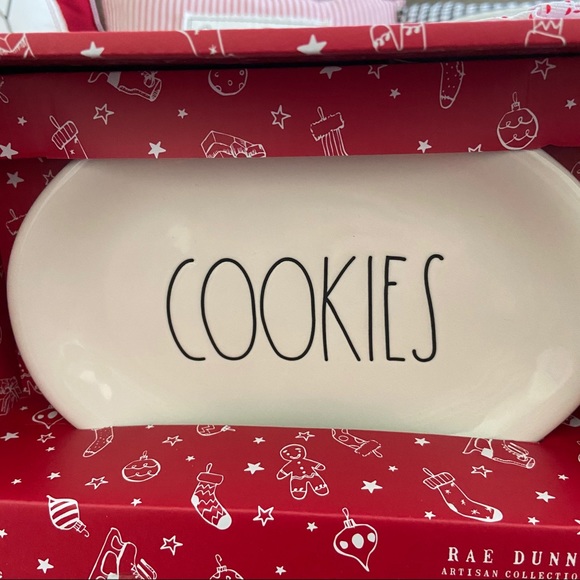 ✨Host Pick✨Rae Dunn ‘COOKIES’ and ‘MILK’ Gift Set - Picture 2 of 7